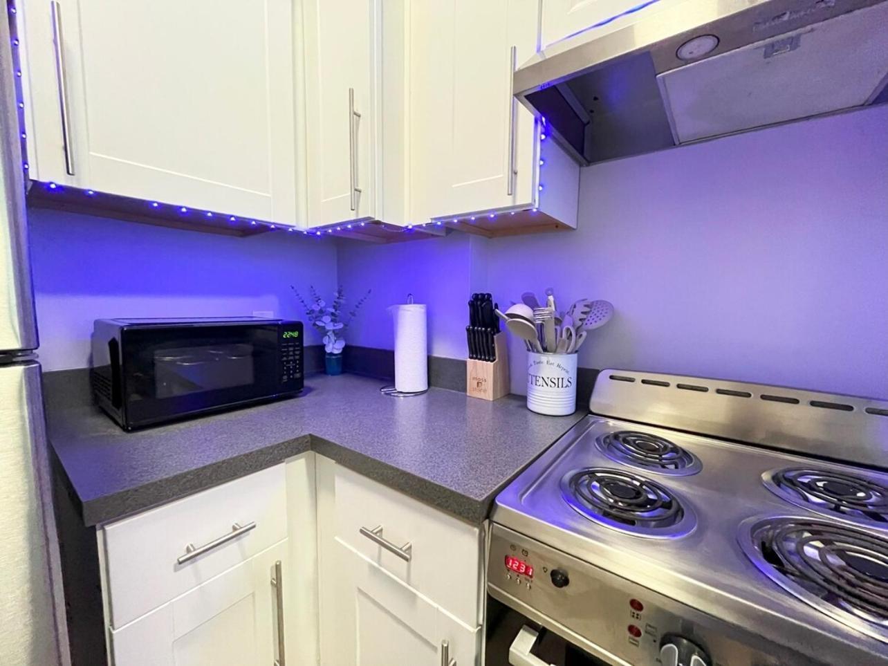 Appartamento Local Modern Getaway - Ground Floor Cleveland Esterno foto